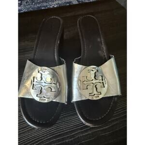 Tory Burch Metallic Silver Wedges Sz. 9